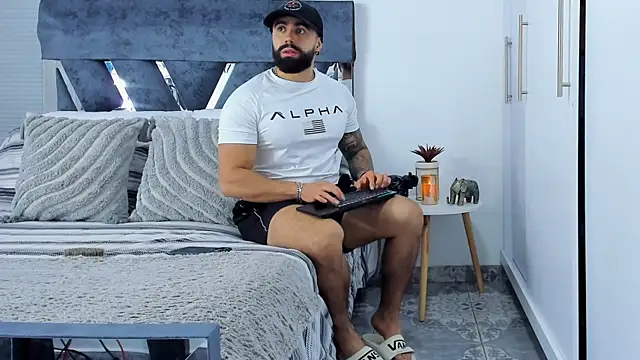 Zack Froone online show from November 2025 03:01:02 PM