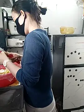 I AM NOT A SLUT online show from November 2025 02:56:02 AM