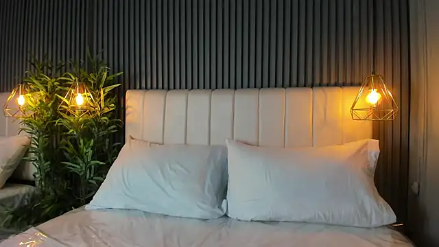 SaraRiley online show from November 2025 10:40:01 PM