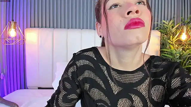 SaraRiley online show from December 2025 10:49:02 PM