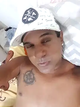 Snapshot of casal7722 chatting on January 2025 11:59:02 PM casal7722 online show from January 2025 11:59:02 PM