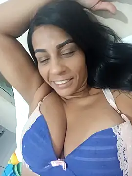 Snapshot of casal7722 chatting on February 2025 01:23:01 AM casal7722 online show from February 2025 01:23:01 AM