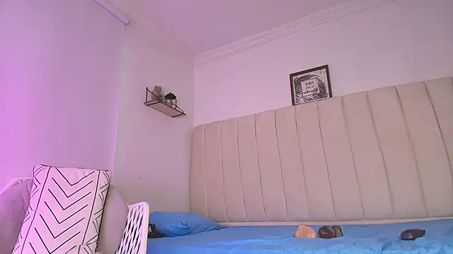 Snapshot of mollyrivera chatting on January 2025 10:33:01 PM mollyrivera online show from January 2025 10:33:01 PM