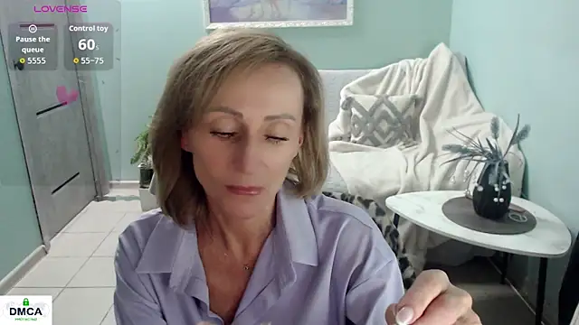 Snapshot of HornyMilf_777 chatting on June 2026 07:16:02 AM HornyMilf 777 online show from June 2026 07:16:02 AM