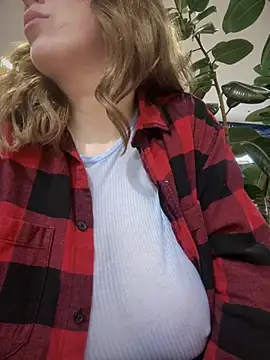 MommmyYummy online show from January 2025 04:19:02 PM