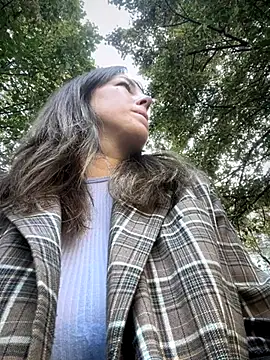 MommmyYummy online show from September 2025 01:16:02 PM