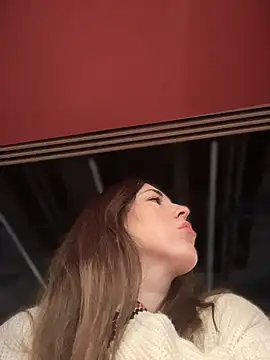 MommmyYummy online show from February 2026 11:14:02 AM