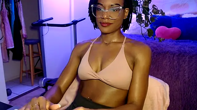 Snapshot of CocoSage chatting on December 2025 05:29:02 PM CocoSage online show from December 2025 05:29:02 PM