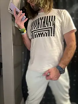 4kUsh2Fashion0 online show from January 2025 05:10:01 AM