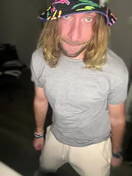 4kUsh2Fashion0 online show from January 2025 01:18:01 AM