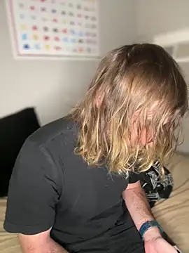 4kUsh2Fashion0 online show from January 2025 12:15:01 AM