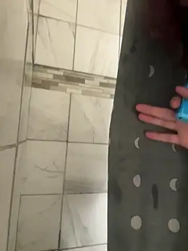 4kUsh2Fashion0 online show from February 2025 03:20:01 AM