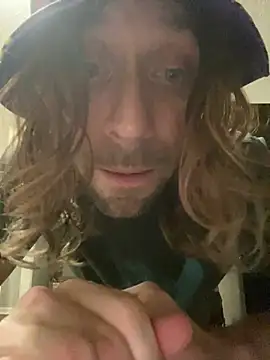 4kUsh2Fashion0 online show from March 2025 05:07:01 PM