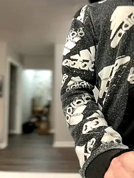 4kUsh2Fashion0 online show from November 2025 01:44:02 PM