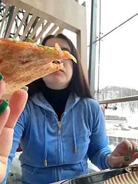 Teylor Love online show from January 2025 12:56:01 PM