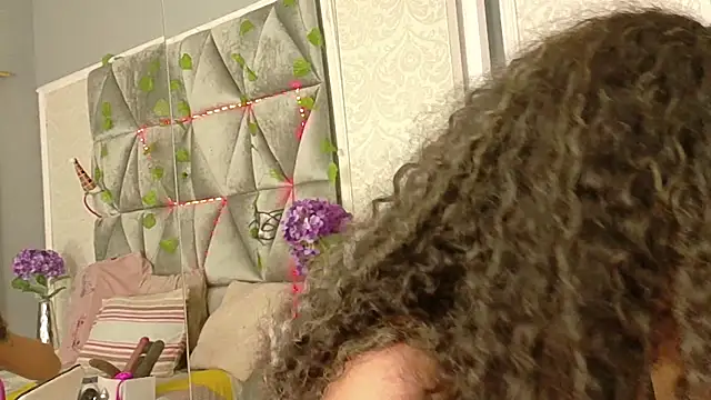 Angela lovee online show from September 2025 12:28:02 PM