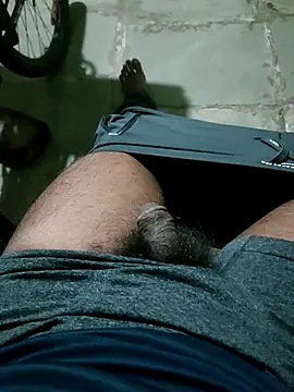 samlord261 online show from April 2026 03:50:02 PM