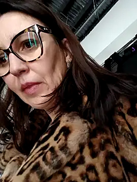 Ulyana72882 online show from January 2025 03:18:01 PM