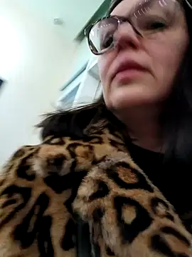 Ulyana72882 online show from January 2025 07:00:01 AM