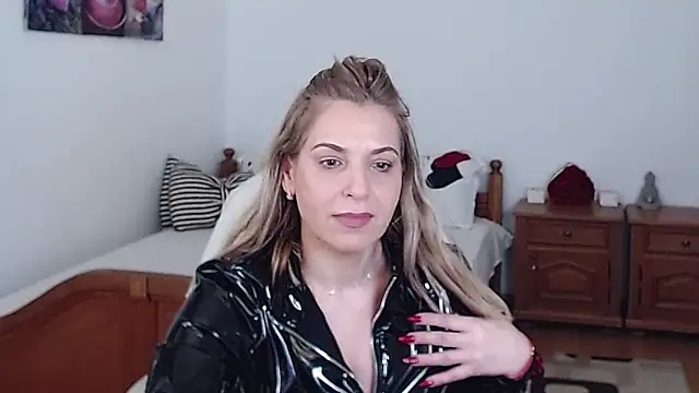 evamaria2024 online show from March 2025 08:26:02 AM