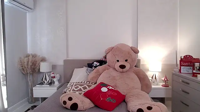 Smileyouarehere online show from January 2025 12:20:02 PM