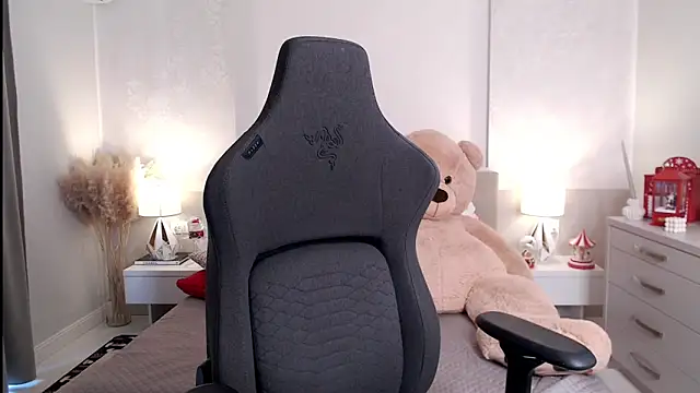 Smileyouarehere online show from January 2025 08:14:02 AM