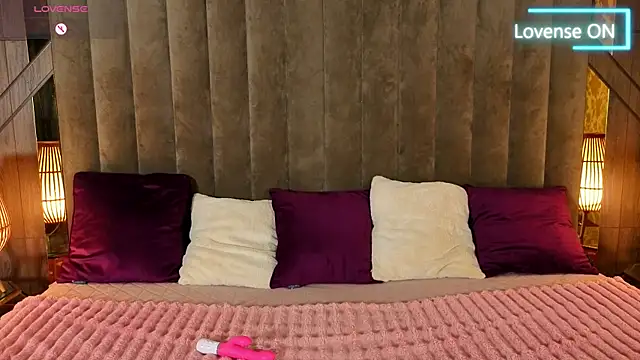 Sexy Lava online show from April 2026 06:29:02 AM