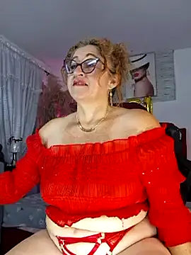 Snapshot of evelin_hott chatting on February 2025 01:35:01 AM evelin hott online show from February 2025 01:35:01 AM