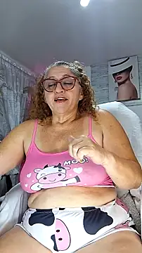 Snapshot of evelin_hott chatting on November 2025 04:23:02 AM evelin hott online show from November 2025 04:23:02 AM