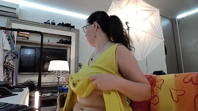 ILoveToFeelU online show from October 2025 12:17:01 PM