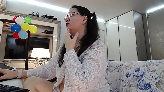 ILoveToFeelU online show from March 2026 06:53:01 PM