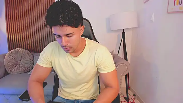 Snapshot of liam_collins21 chatting on October 2025 11:49:02 AM liam collins21 online show from October 2025 11:49:02 AM