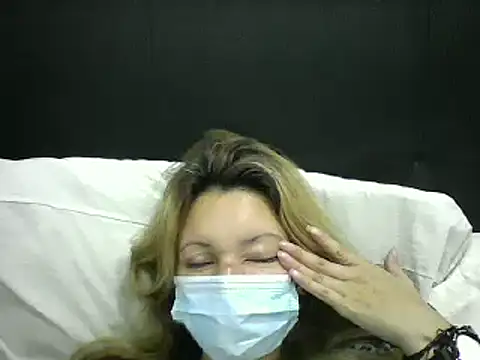 Snapshot of Paulita_x3 chatting on April 2026 11:36:02 AM Paulita x3 online show from April 2026 11:36:02 AM