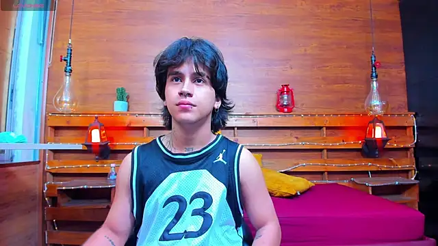 alex 477 online show from February 2025 11:32:02 AM