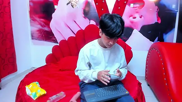 alex 477 online show from October 2025 11:27:02 AM