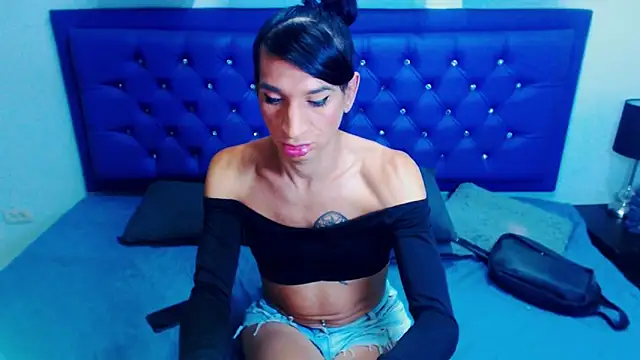 Snapshot of kiwii_nasty chatting on April 2026 01:53:01 AM kiwii nasty online show from April 2026 01:53:01 AM