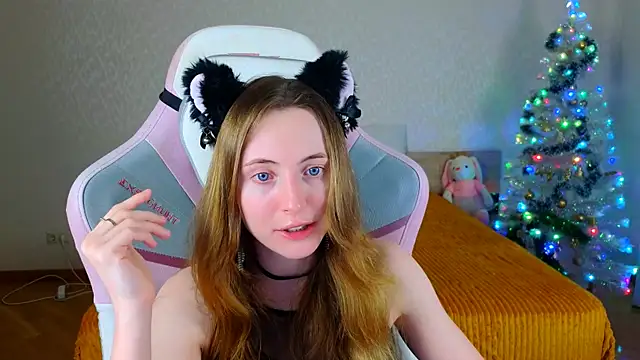 Cowell Adelina online show from December 2025 09:27:01 AM