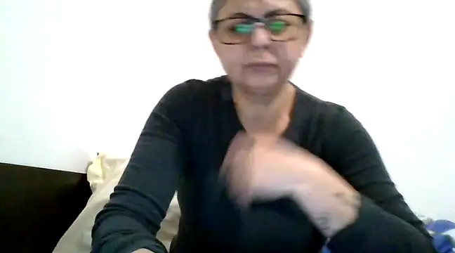 roseblak42 online show from February 2025 06:31:01 PM