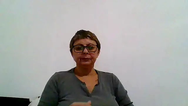 Snapshot of roseblak42 chatting on November 2025 05:47:01 PM roseblak42 online show from November 2025 05:47:01 PM
