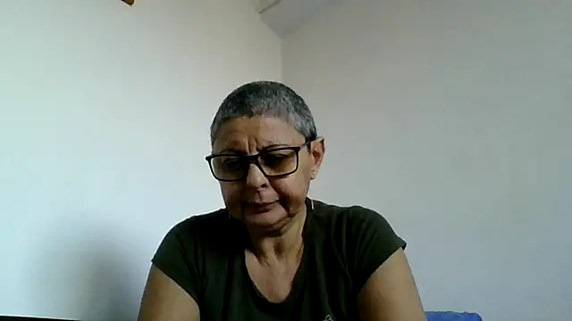 Snapshot of roseblak42 chatting on November 2025 01:45:02 PM roseblak42 online show from November 2025 01:45:02 PM