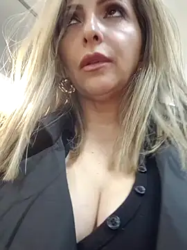  Abril-Office1 online show from February 2025 07:51:01 PM