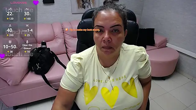 Snapshot of Penelope_Nipples_ chatting on January 2025 11:54:02 AM Penelope Nipples online show from January 2025 11:54:02 AM