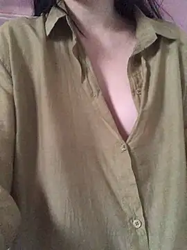 Snapshot of Ruby_bear chatting on December 2024 05:27:02 AM Ruby bear online show from December 2024 05:27:02 AM