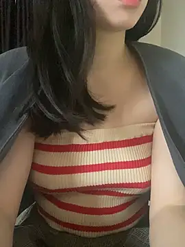 Snapshot of Ruby_bear chatting on December 2024 02:34:02 AM Ruby bear online show from December 2024 02:34:02 AM