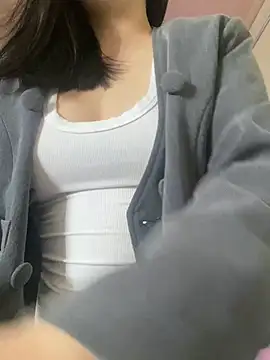 Snapshot of Ruby_bear chatting on December 2024 06:56:02 AM Ruby bear online show from December 2024 06:56:02 AM