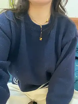 Snapshot of Ruby_bear chatting on February 2025 01:10:02 PM Ruby bear online show from February 2025 01:10:02 PM