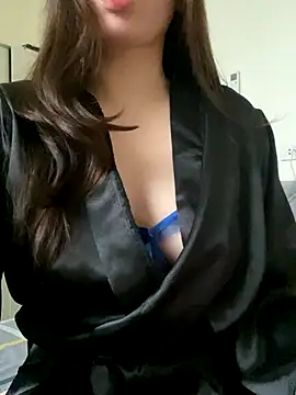 Snapshot of Ruby_bear chatting on November 2025 04:33:02 AM Ruby bear online show from November 2025 04:33:02 AM