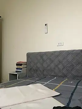 Snapshot of Ruby_bear chatting on November 2025 05:06:01 AM Ruby bear online show from November 2025 05:06:01 AM