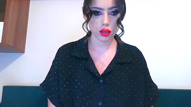 LovelyJulliette online show from October 2025 02:48:02 PM