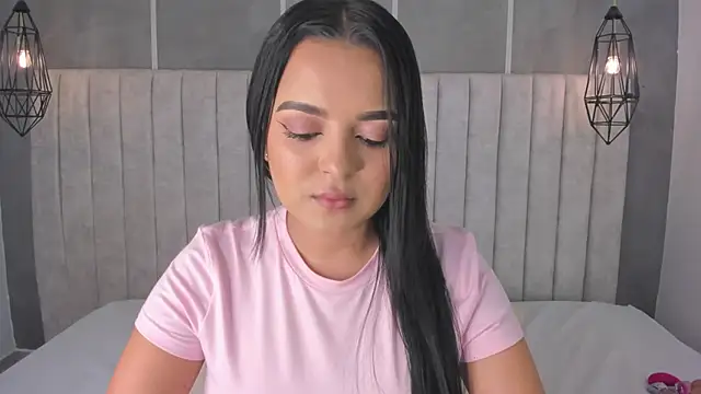 lea gray online show from February 2025 07:09:01 PM